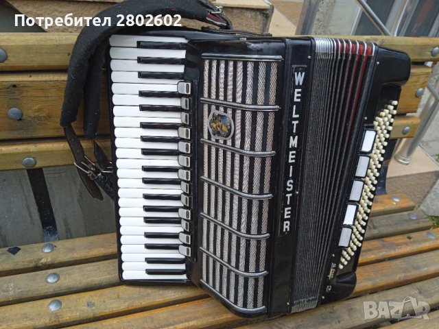 Продавам акордеон Кантус 5 Cantus 5
