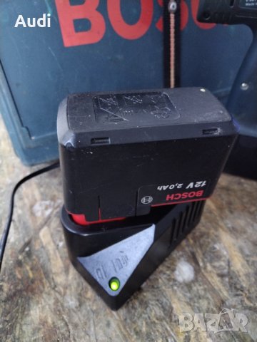 Комплект BOSCH винтоверт с две батерии, зарядно и куфар. Винтоверт BOSCH 12V GSR 12 VSH-2  Made in S, снимка 2 - Бормашини - 42274735