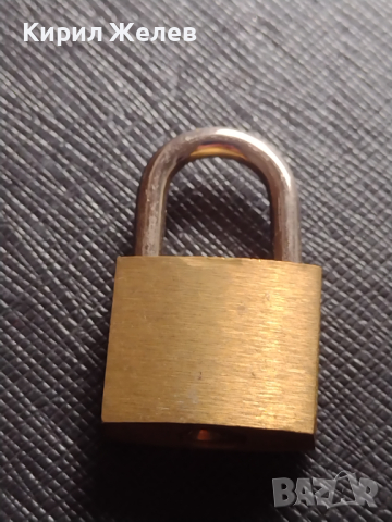 Старо малко катинарче за КОЛЕКЦИЯ ДЕКОРАЦИЯ БИТОВ КЪТ 41495