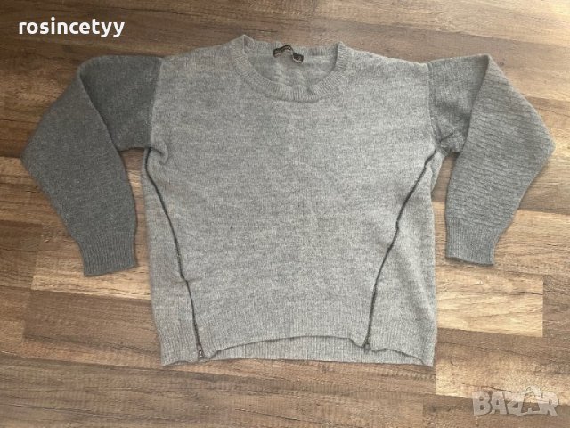 Сива блуза с ципове 