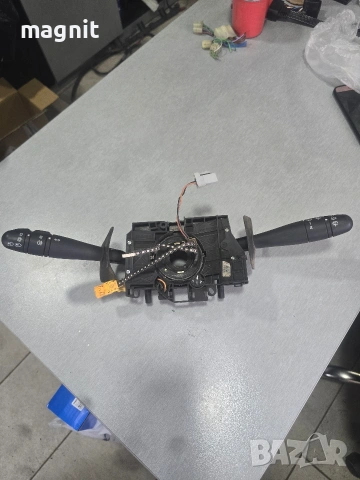 8200058670 61760002 Лостове управление светлини мигачи чистачки Renault Clio 2003