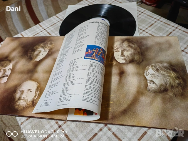 The Moody Blues - Грамофонни плочи, снимка 3 - Грамофонни плочи - 53621375