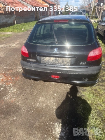 Пежо 1.4 бензин  75 коня 2004 година