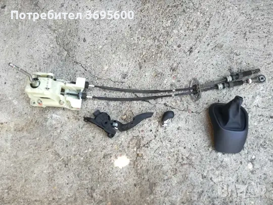 Hyundai i10 Хюндай и10 потенциометър газ маншо избирач скорости