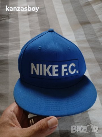 Nike F.C - страхотна шапка , снимка 6 - Шапки - 41480102
