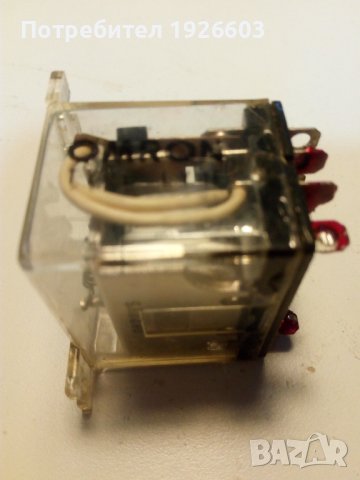 Продавам електромагнитни релета, контактори и автоматични прекъсвачи за различни напрежения и токове, снимка 15 - Друга електроника - 31330059