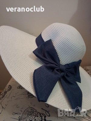 Бяла капела Богата синя панделка, снимка 2 - Шапки - 40328125