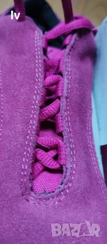 Дамски маратонки Puma, снимка 8 - Маратонки - 50513379