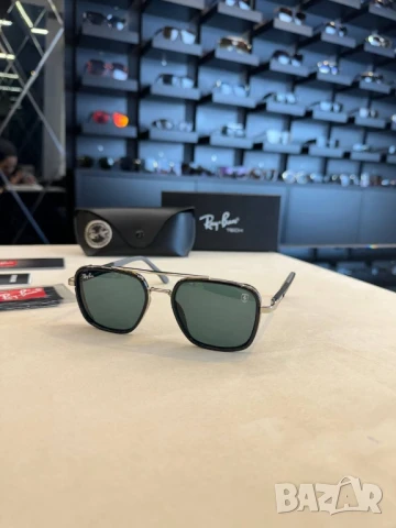очила с калъф prada Tom Ford ray ban , снимка 2 - Слънчеви и диоптрични очила - 50588631