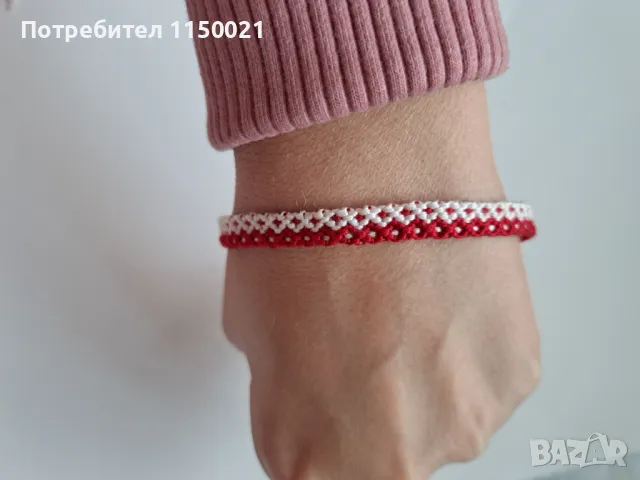 Ръчно плетени мартенички(гривни), снимка 6 - Други - 49251823