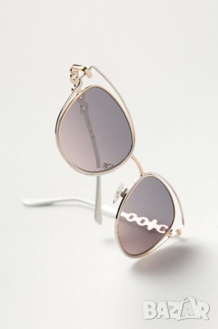 Оригинални дамски слънчеви очила Guess -50%, снимка 2 - Слънчеви и диоптрични очила - 40031918