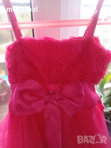 Много красива рокля, снимка 4 - Детски рокли и поли - 51710815