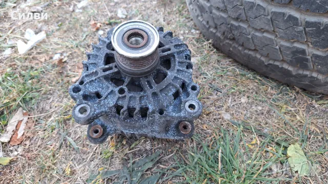 Генератор с ролка със свободен ход за Амарок Голф 5 6 Кади Крафтер Транспортер Vw Amarok Golf 5 6, снимка 1