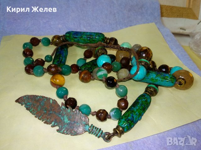 РАЗКОШНА СКЪПОЦЕННА ВИНТИДЖ АРТ ОГЪРЛИЦА с РЕЛЕФНО БРОНЗОВО ПЕРО и ФАСЕТИРАНИ КАМЪНИ КРИСТАЛИ 34778, снимка 3 - Колиета, медальони, синджири - 39193047