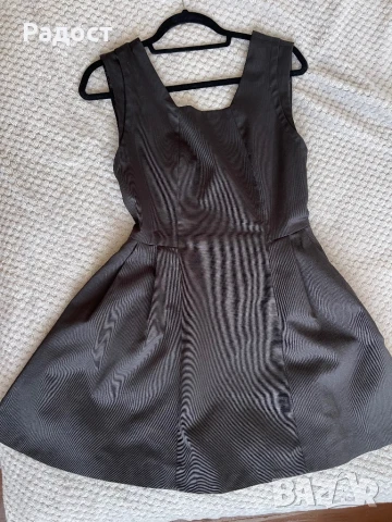 Дамска рокля