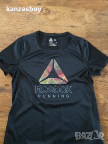 Reebok Run Essentials - страхотна дамска тениска КАТО НОВА, снимка 4 - Тениски - 41339987
