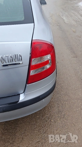 Skoda Octavia 1.6 FSI 115 к.с. • 178 600 км • Първи собственик, снимка 6 - Автомобили и джипове - 53218526
