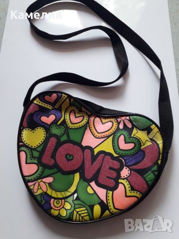 Детска чантичка LOVE, снимка 1