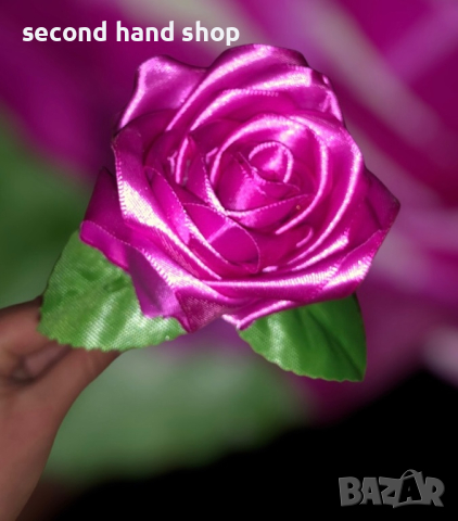 Ръчно изработени сатенени рози, снимка 2 - Изкуствени цветя - 44748702