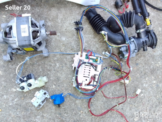 Пералня Аристон Ariston AWM 1081 EU на части, снимка 7 - Перални - 51932299