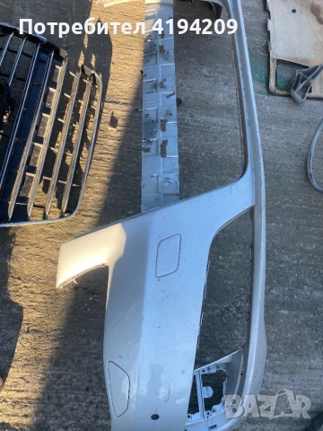 Audi a8 d4 решетка за части/броня за ремонт  