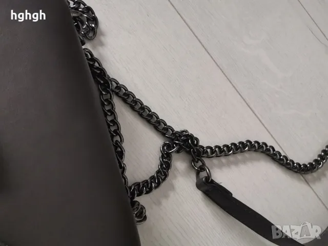 Дамска чанта, снимка 2 - Чанти - 47784322