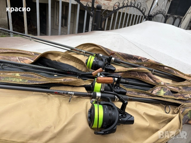 Комплект въдици с макари, снимка 4 - Въдици - 53400362