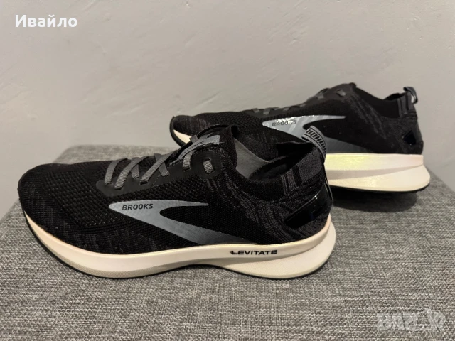 BROOKS LEVITATE 4.