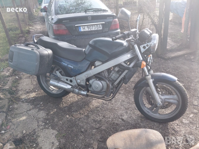 Продавам мотоциклет honda ntv 650 новвнос, снимка 9 - Мотоциклети и мототехника - 53756680