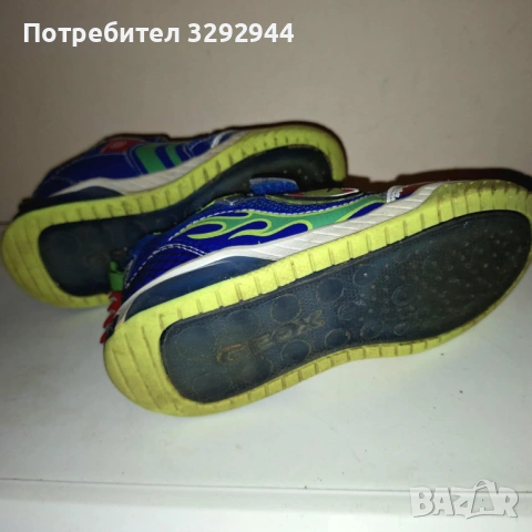 Светещи маратонки GEOX за момче,30 номер, снимка 4 - Детски маратонки - 53586128