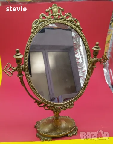 Старинно огледало