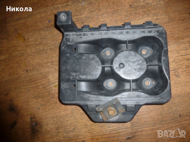 Стойка акумулатор Фолксваген Голф 4 1.9 тди 110 к.с, снимка 3 - Части - 41903790