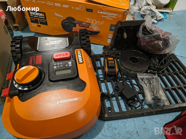 Косачка робот Worx Landroid M700, Ширина на косене 18 см, Батерия 20 V 4 Ah, 9,4 кг, снимка 4 - Градинска техника - 52025459