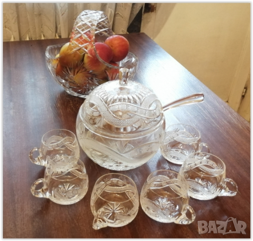 Кристален съд за боле с шест чаши и черпак, снимка 2 - Декорация за дома - 36299791