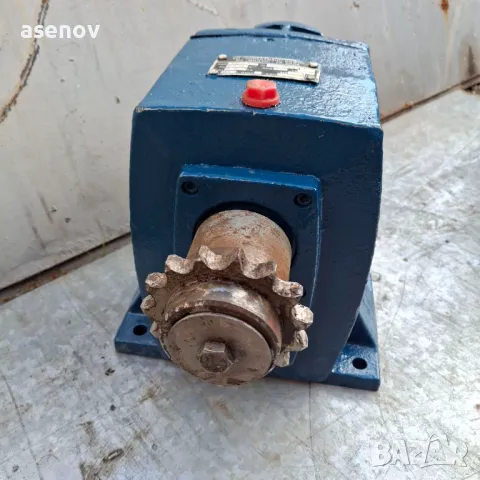 редуктор ДРЦС-80, снимка 2 - Електродвигатели - 50303402