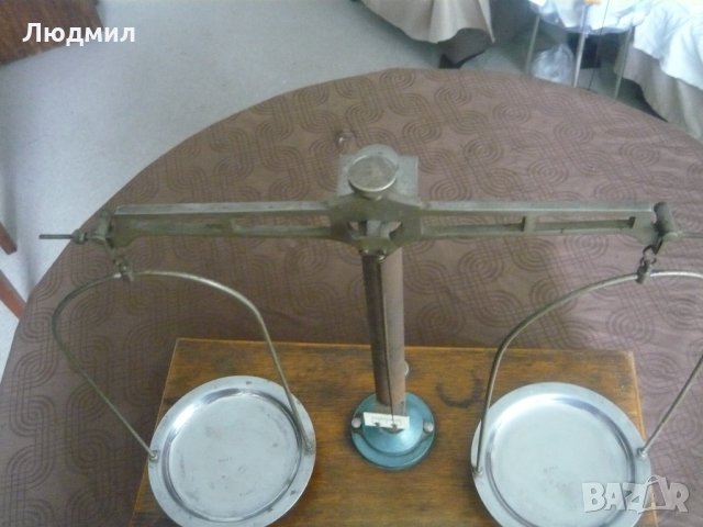 Механична везна, снимка 3 - Антикварни и старинни предмети - 33929253