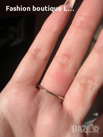 Златист тънък пръстен с блестящ диамант ❤️, снимка 4 - Пръстени - 52247835