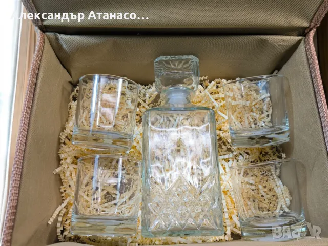 Гравиран сет от Гарафа,Четири чаши за уиски,Подаръчна бамбукова кутия, снимка 2 - Чаши - 50367736