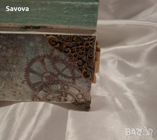 Ръчно изработена кутия за спомени, снимка 8 - Ръчно изработени сувенири - 53029044