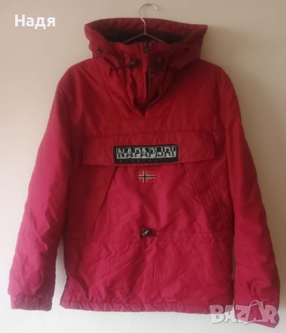 Оригинално дамско яке Napapijri Geographic , снимка 1