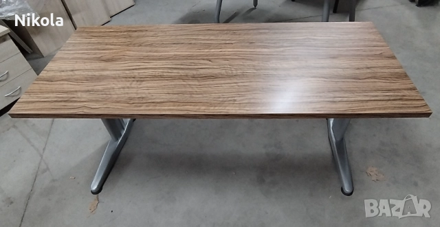 Бюро с метални крака - офис маса 160/66/74см, снимка 3 - Работни маси и бюра - 52108777