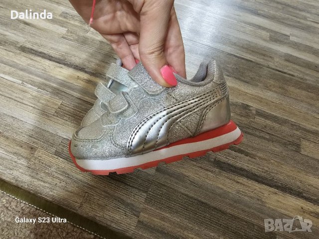 Детски маратонки Puma, снимка 4 - Детски маратонки - 41147374