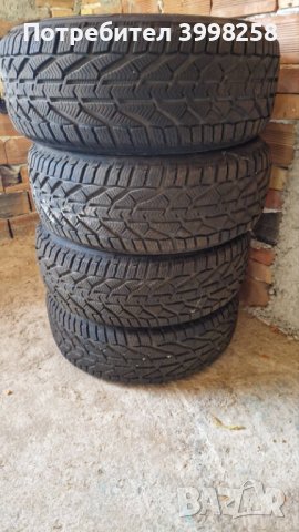 Зимни гуми , снимка 4 - Гуми и джанти - 44352240