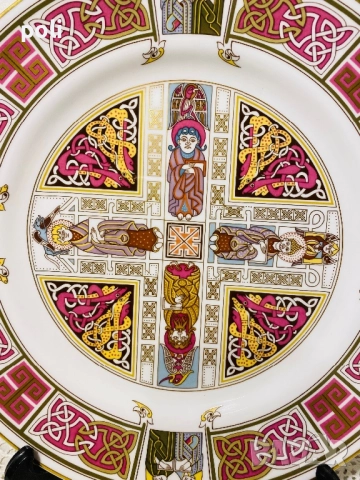 порцеланова чиния за стена , снимка 4 - Декорация за дома - 52657839