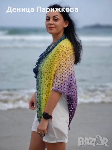 Ръчно плетен триъгълен шал наметка "Лунна нощ" , снимка 10 - Шалове - 52771222