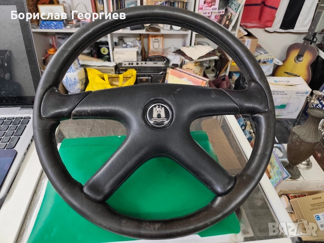 Волан Momo M38 kba 70056