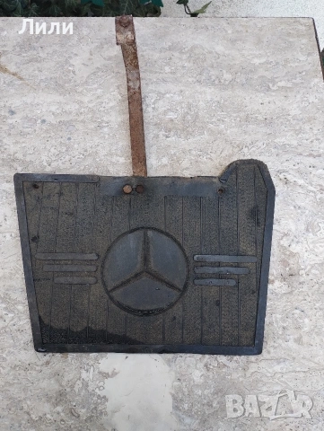 Ретро калобрани на Москвич и Мерцедес 