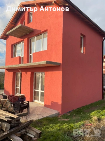 Продавам Новопостроена двуетажна къща кв.Банево, снимка 2 - Къщи - 53178574