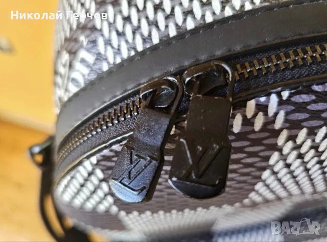 Уникална унисекс раница Louis Vuitton – сив цвят Оригинална и стилна раница Louis Vuitton, снимка 3 - Раници - 56230414
