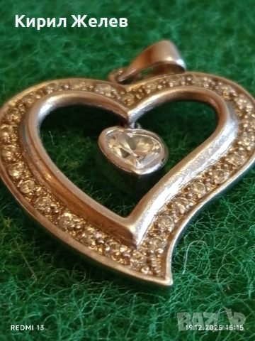 Романтична сребърна висулка във формата на сърце с инкрустирани кристали 31244, снимка 3 - Колиета, медальони, синджири - 52848275